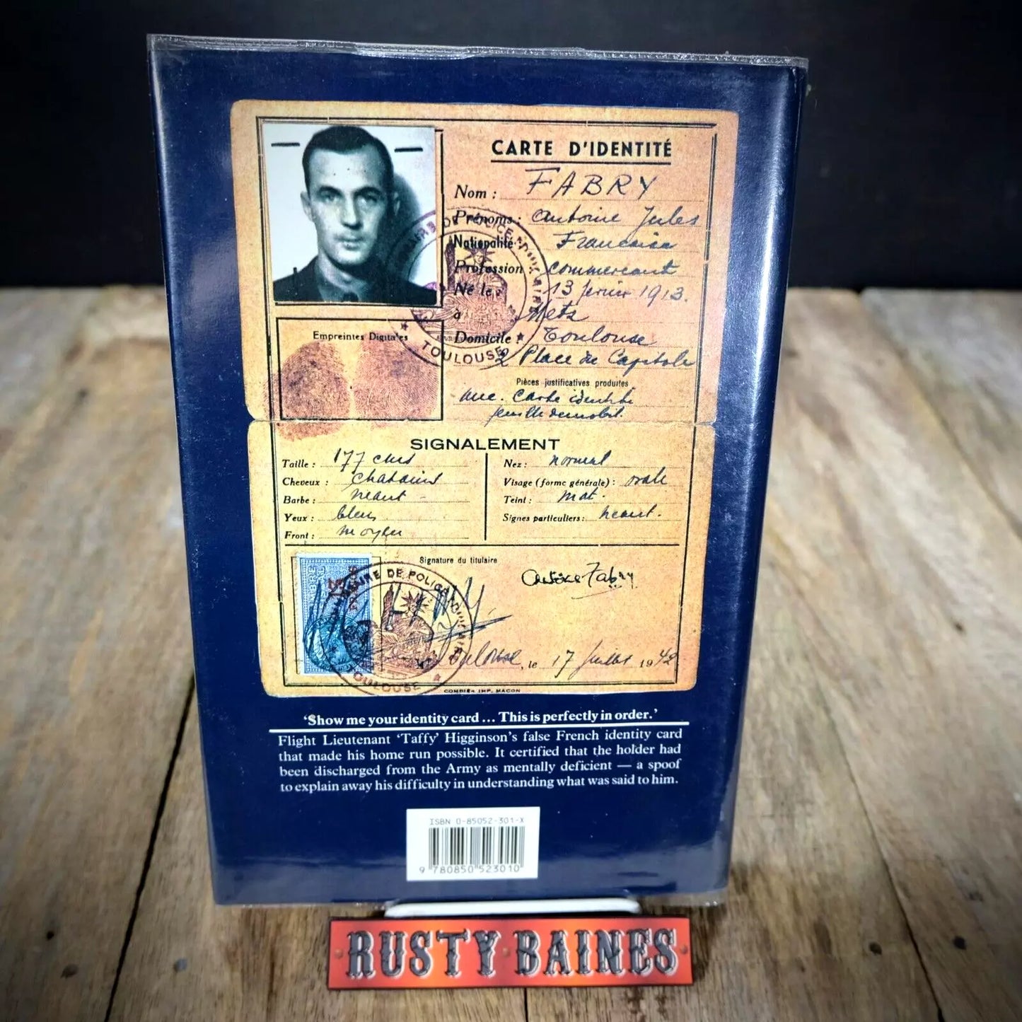 Home Run, RAF WW2 Escapes, Signed No.56 Squadron Cover Hardcover 1992
