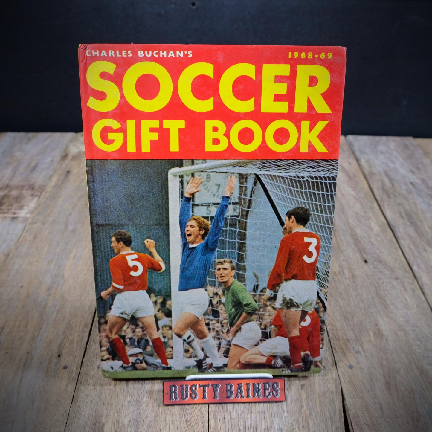 Charles Buchan's Soccer Gift Book 1968-69, Hardcover