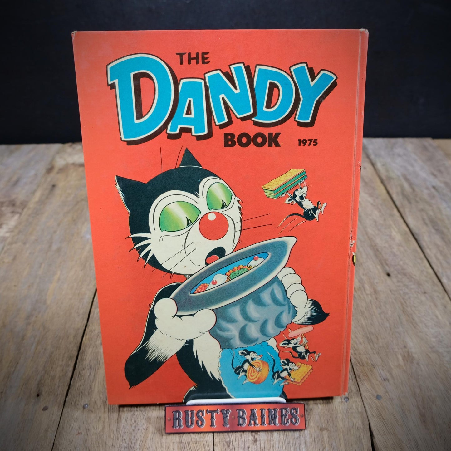 The Dandy Book Annual 1975, Hardcover
