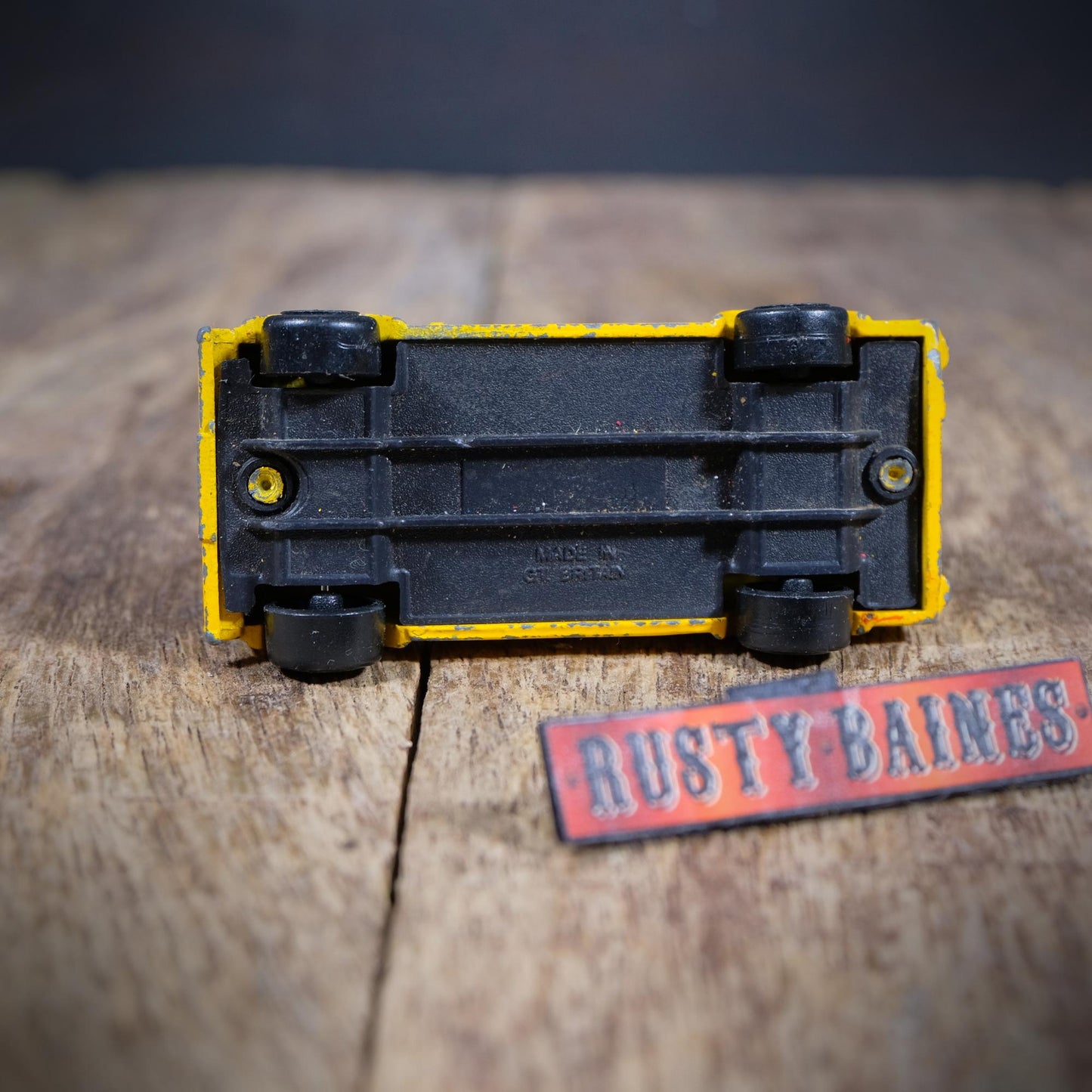 Corgi Land Rover Defender 110 AA Van, Unboxed, Playworn