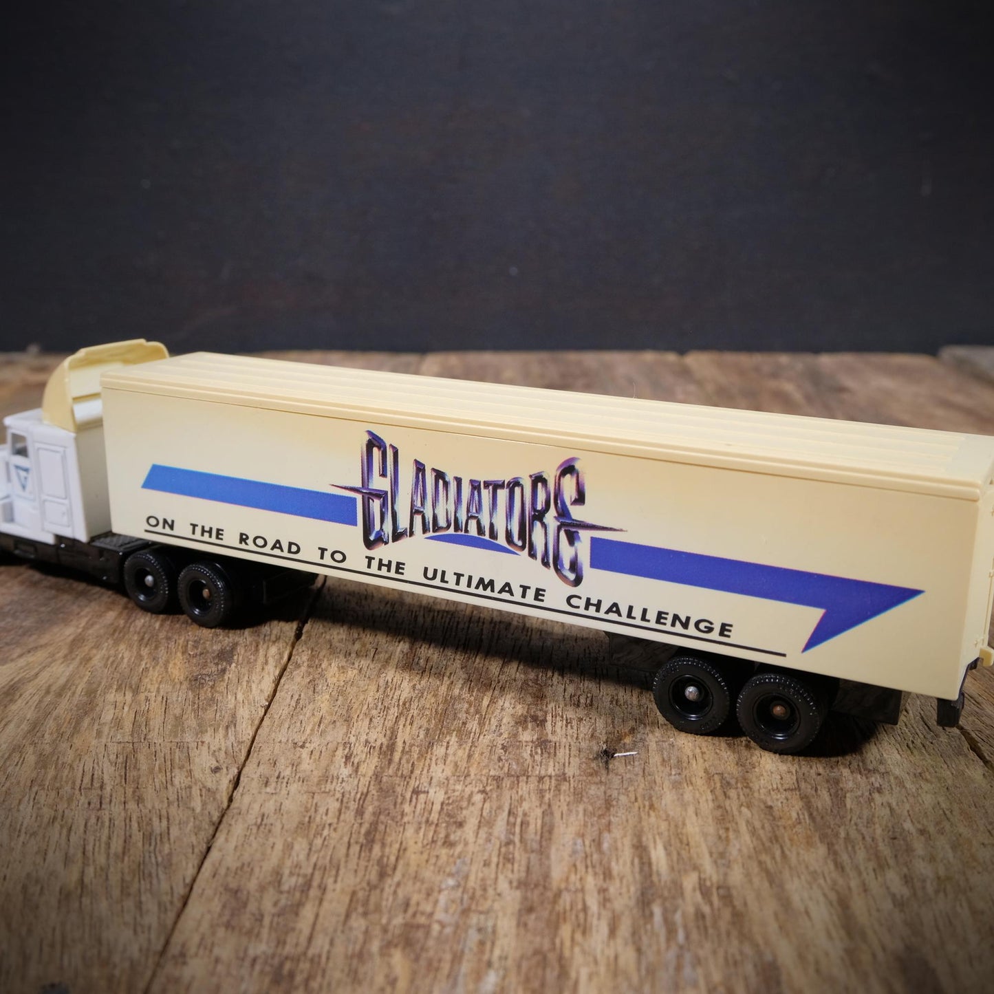 Lledo Gladiators TV Show Promotional Lorry, Boxed