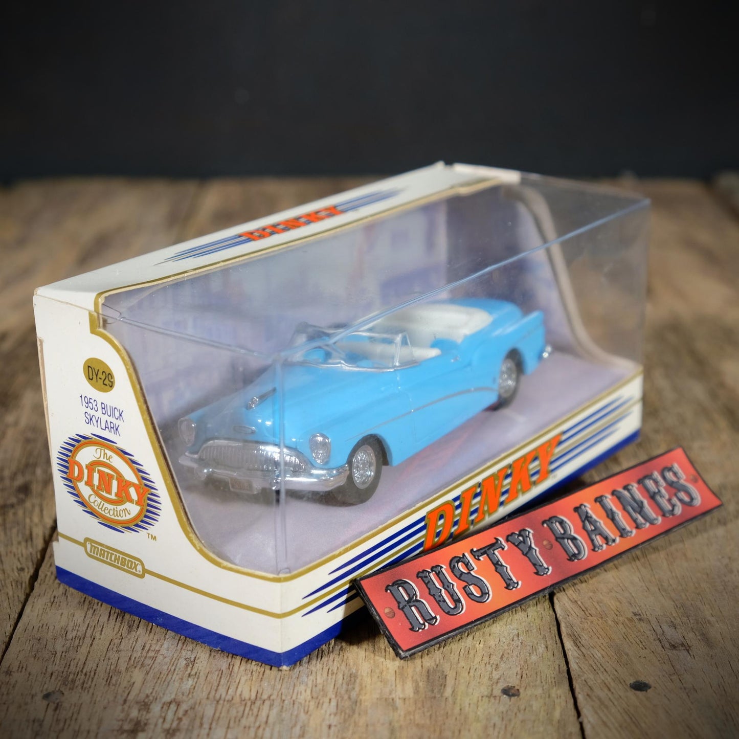 Matchbox Dinky Series 1953 Buick Skylark, Blue