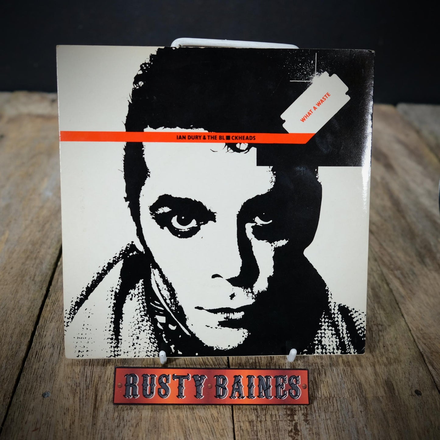 Record 7" Single, Ian Dury & the Blockheads - What a Waste (buy 135)