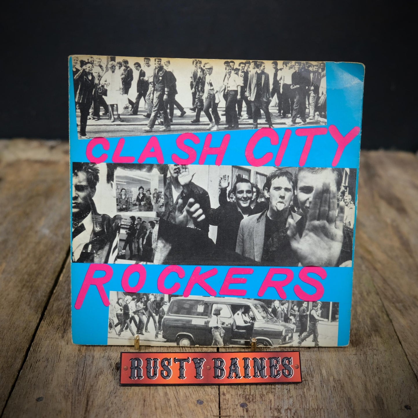 Record 7" Single, The Clash - Clash City Rockers