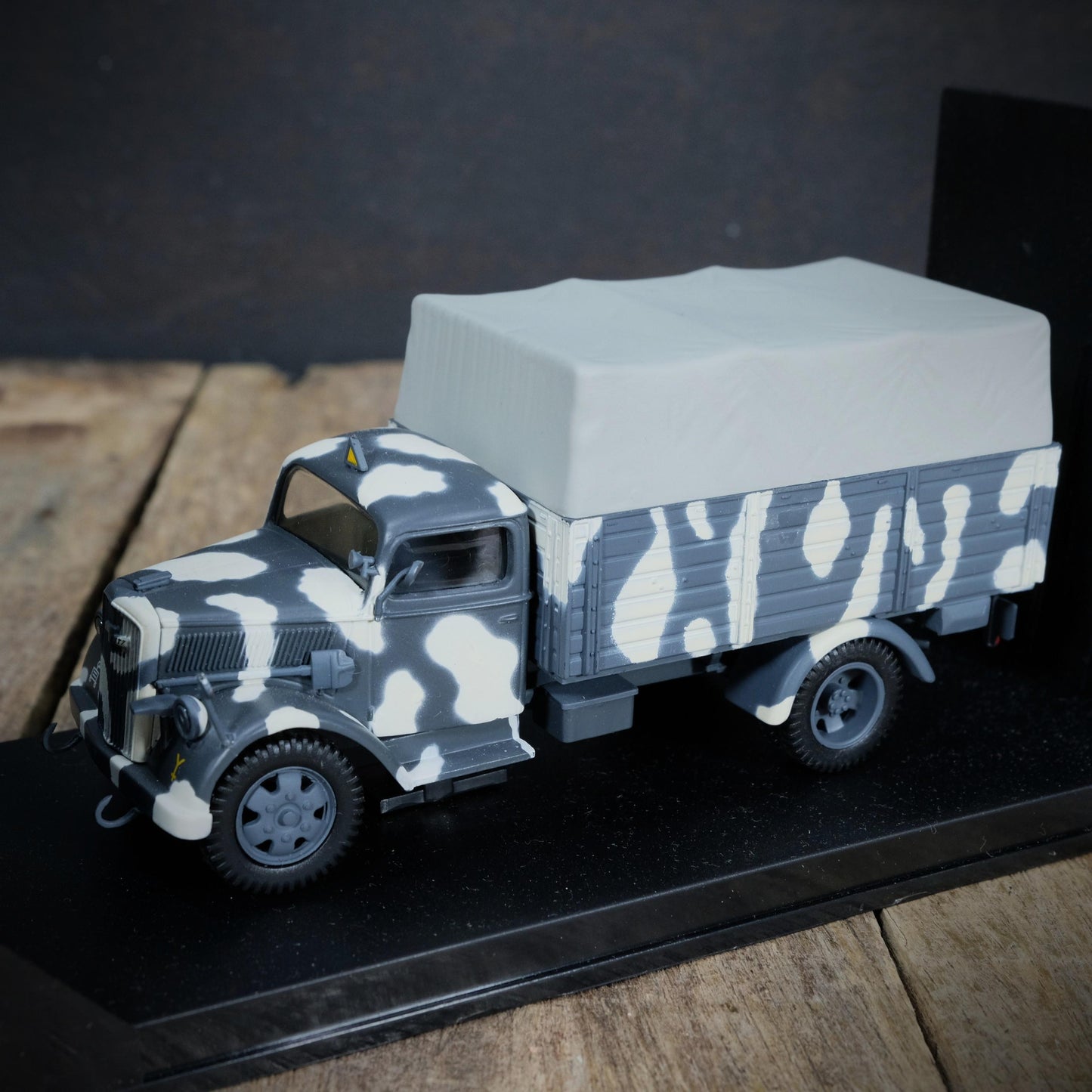 Military Opel Blitz Troop Carrier Whermacht, Russia 1943, WW2 Camo Truck