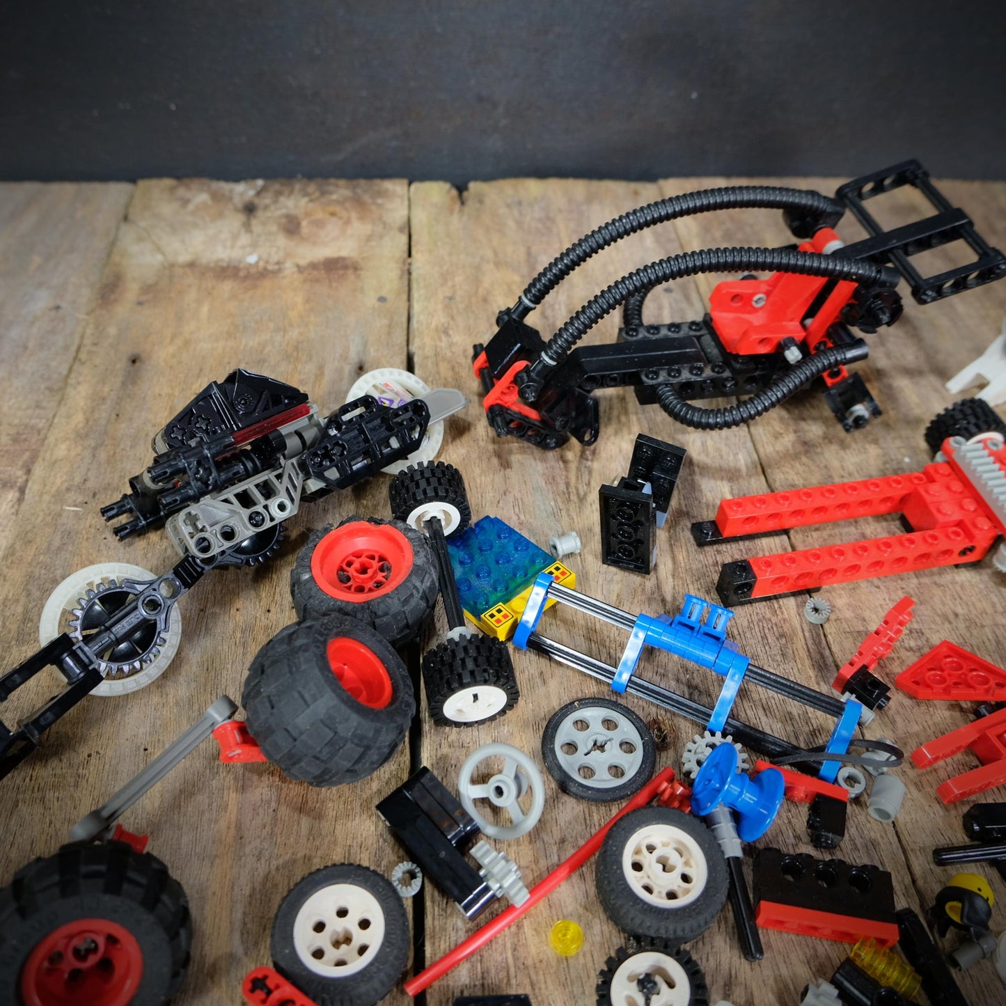 Small Job Lot of Mixed Lego Technics Pieces