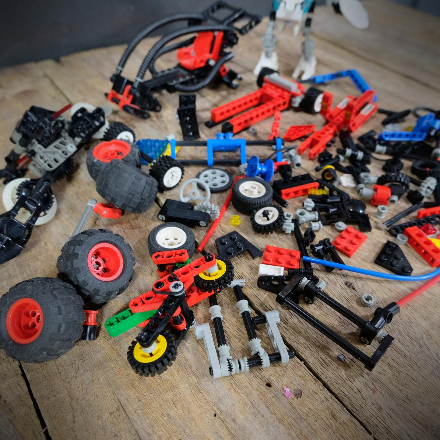 Small Job Lot of Mixed Lego Technics Pieces