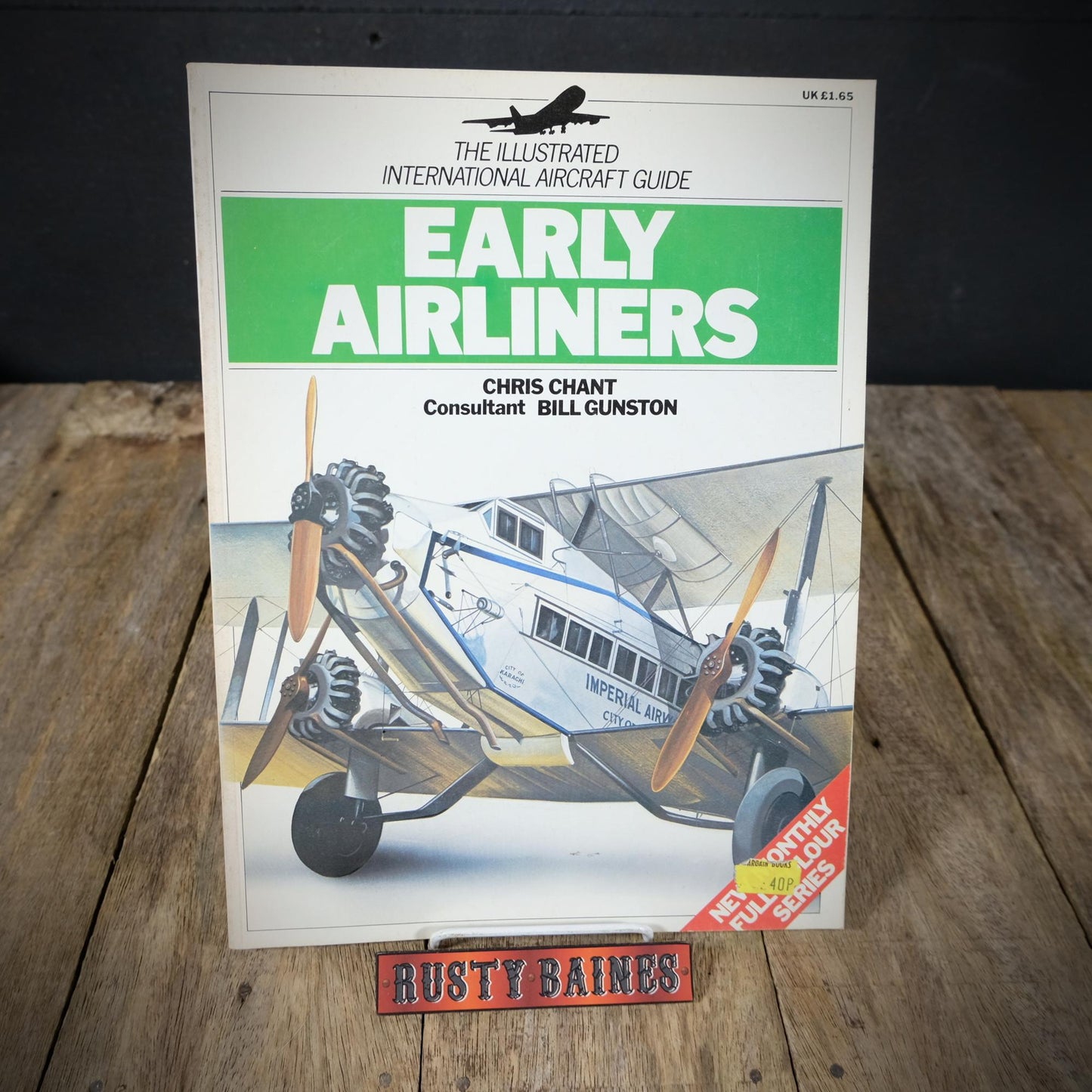 The Illustrated International Aircraft Guide, Early Airliners