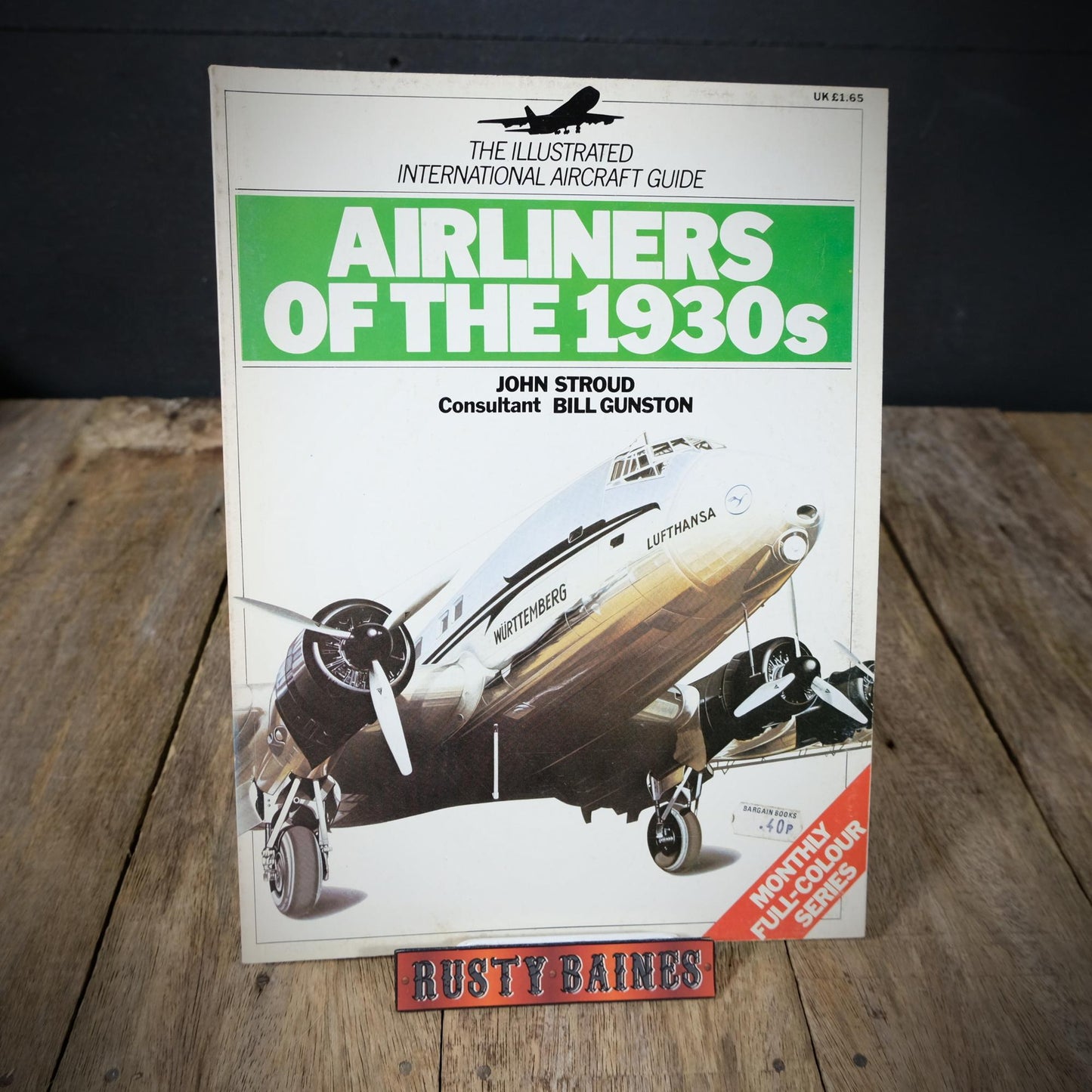 The Illustrated International Aircraft Guide, Airliners of the 1930s