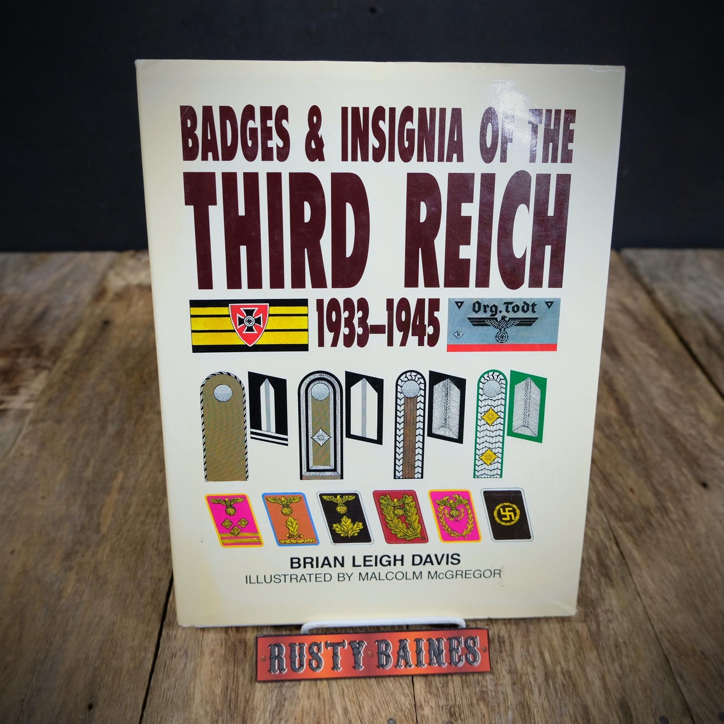 Badges & Insignia of the Third Reich 1933-1945, Brian L Davis, Hardcover 1992