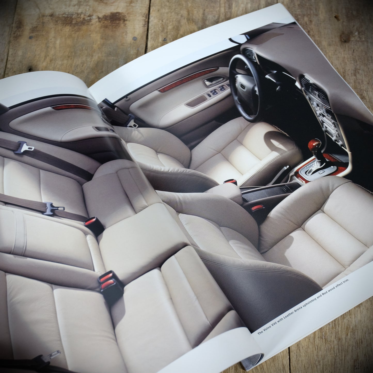 Car Sales Brochure Volvo S40 & V40 2001