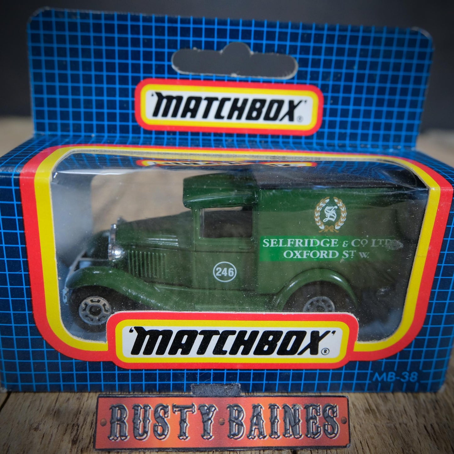 Matchbox MB38 Ford Model A, Selfridge/Selfridges of London