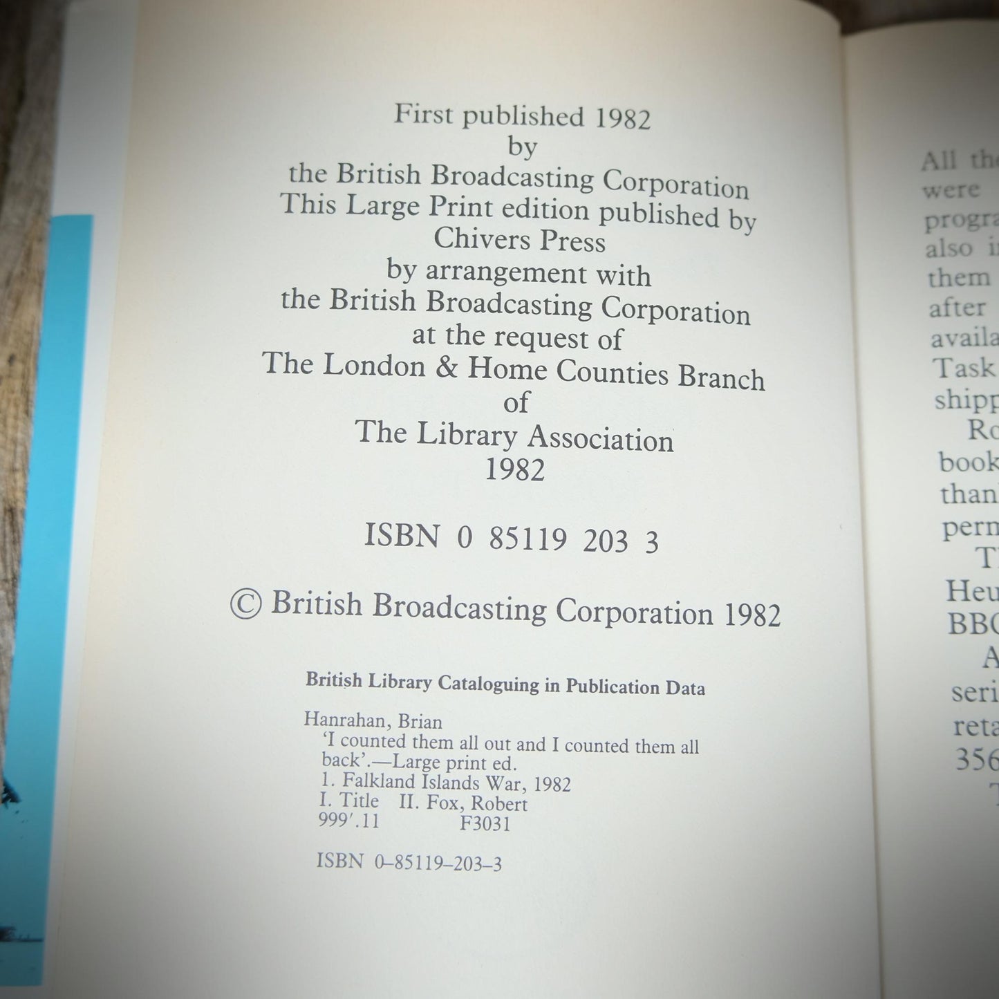 I Counted Them All Out and I Counted Them All Back, Falklands War, B. Hanrahan, R Fox, 1982 Large Print Hardcover
