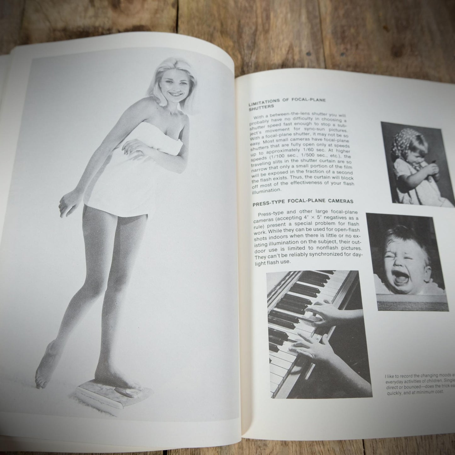 Electronic Flash Simplified, Peter Rowland (film photography) Peter Gowland, 1975 Softcover