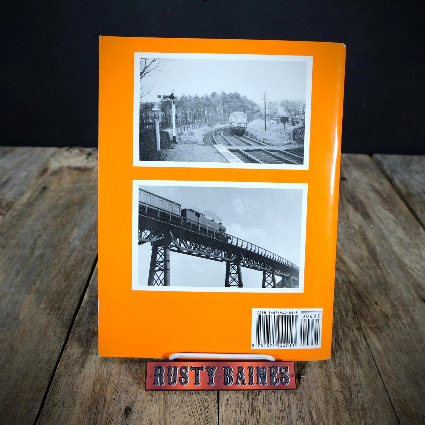Railways Around Whitby, Scarborough, Saltburn, Goathland Etc. Martin Bairstow, 1989 Booklet