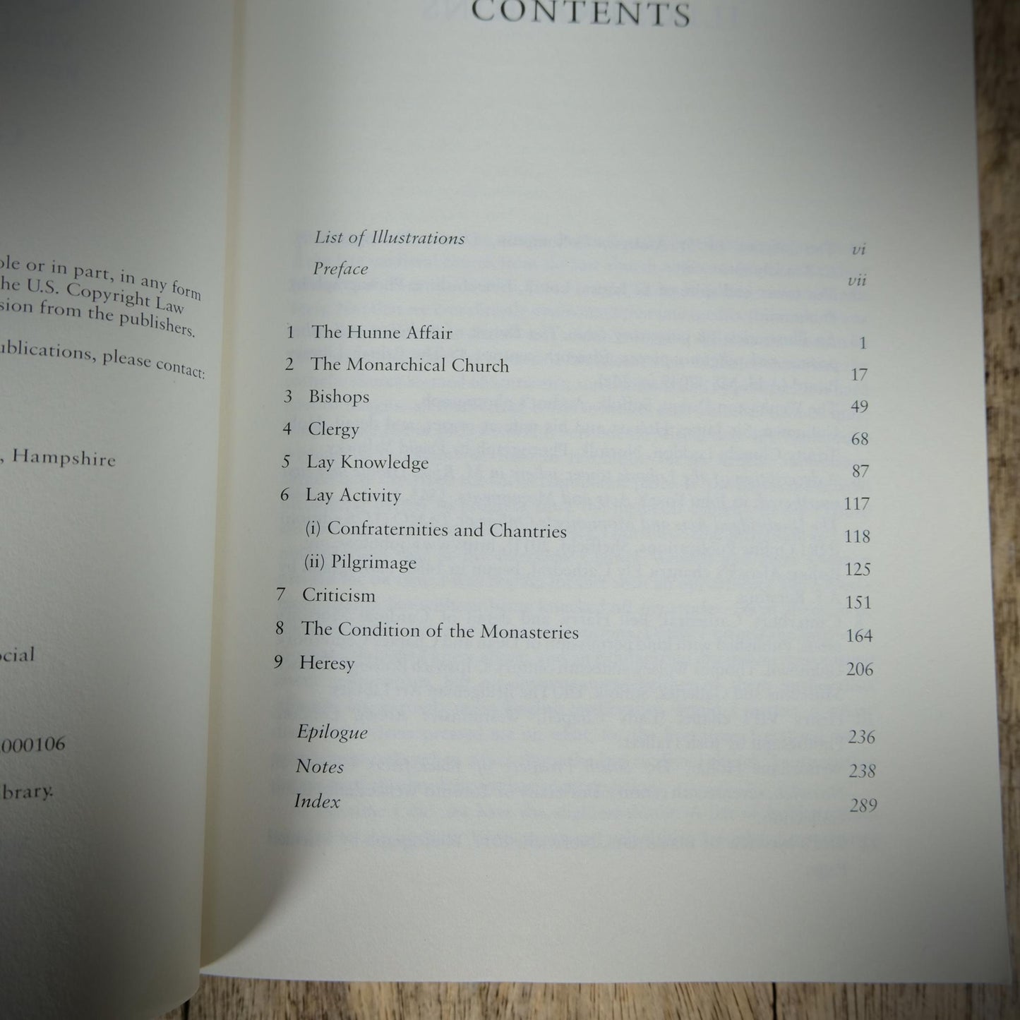 The Late Medieval English Church, G W Bernard, 2013 Softcover