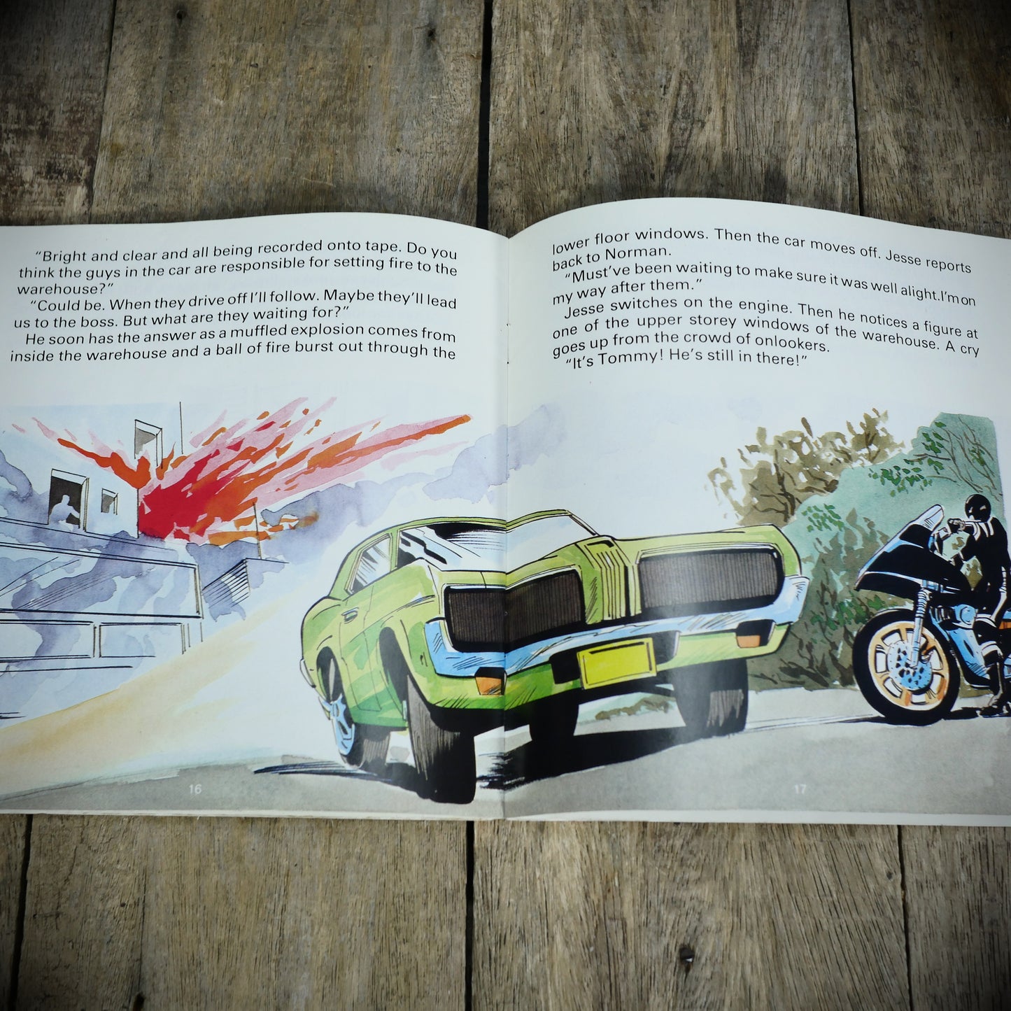 Street Hawk, Fire Hazzard, Booklet Paperback, Vintage Cult TV Story