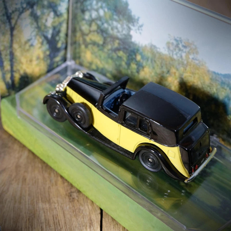Corgi Plus 2 Series, James Bond Goldfinger Rolls Royce, Data Card Included