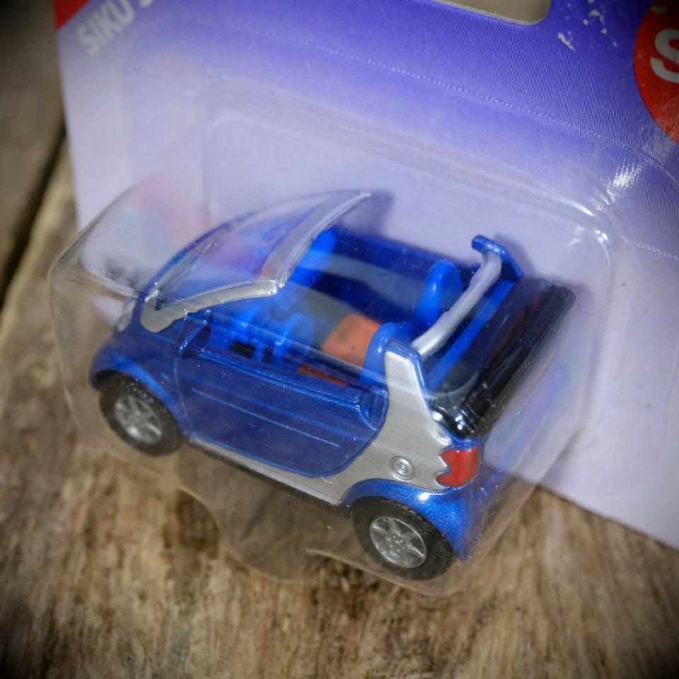 SIKU 1042 Smart Car Cabrio, Blue/Silver, Blisterpack