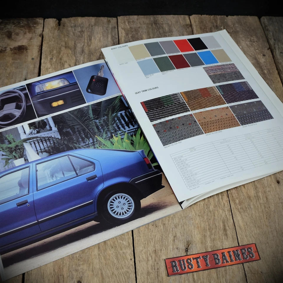 Sales Brochure, Renault 19 UK 1990s