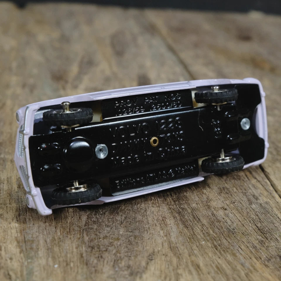 Atlas Dinky Volvo Amazon 122 S, Lilac/Lavender, No Box