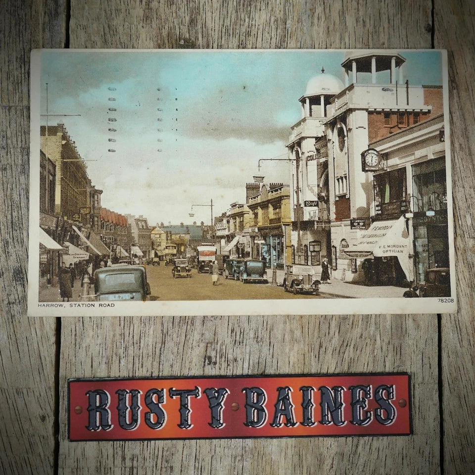 Postcard, Harrow, Station Road 1943, Vintage Cars, Coloured, Printed
