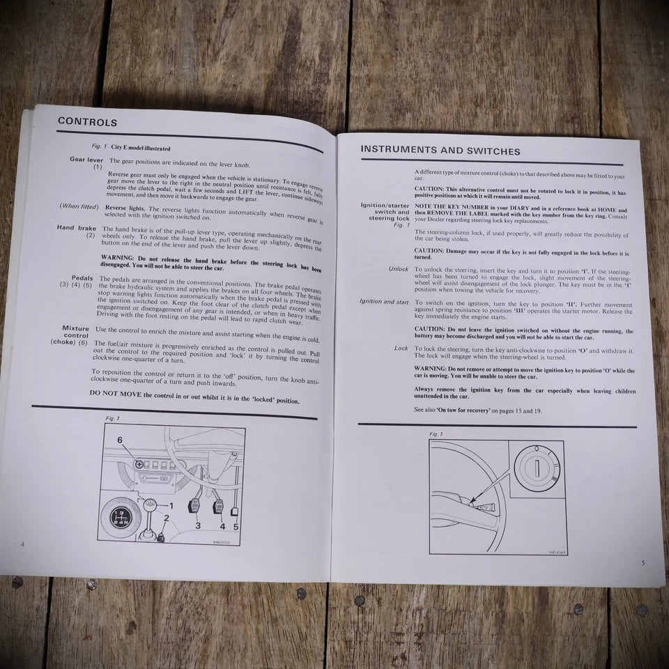 Austin Rover Classic Mini Driver's Handbook 1984 AKM 5544 (4th Edition)