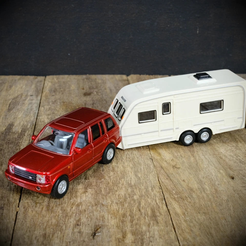 Unbranded Red Metallic Range Rover L322 & Caravan, Unboxed