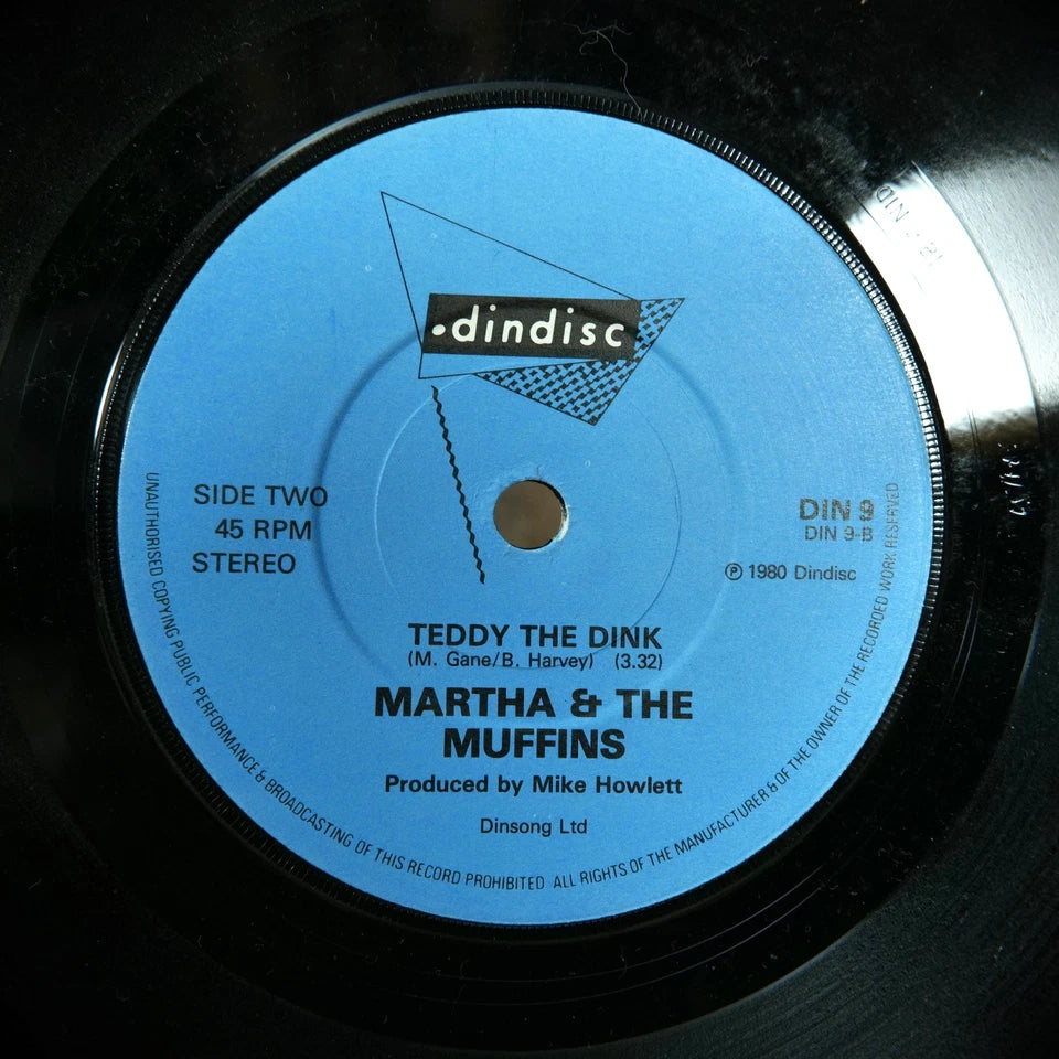 Record 7" Single: Martha and the Muffins, Echo Beach