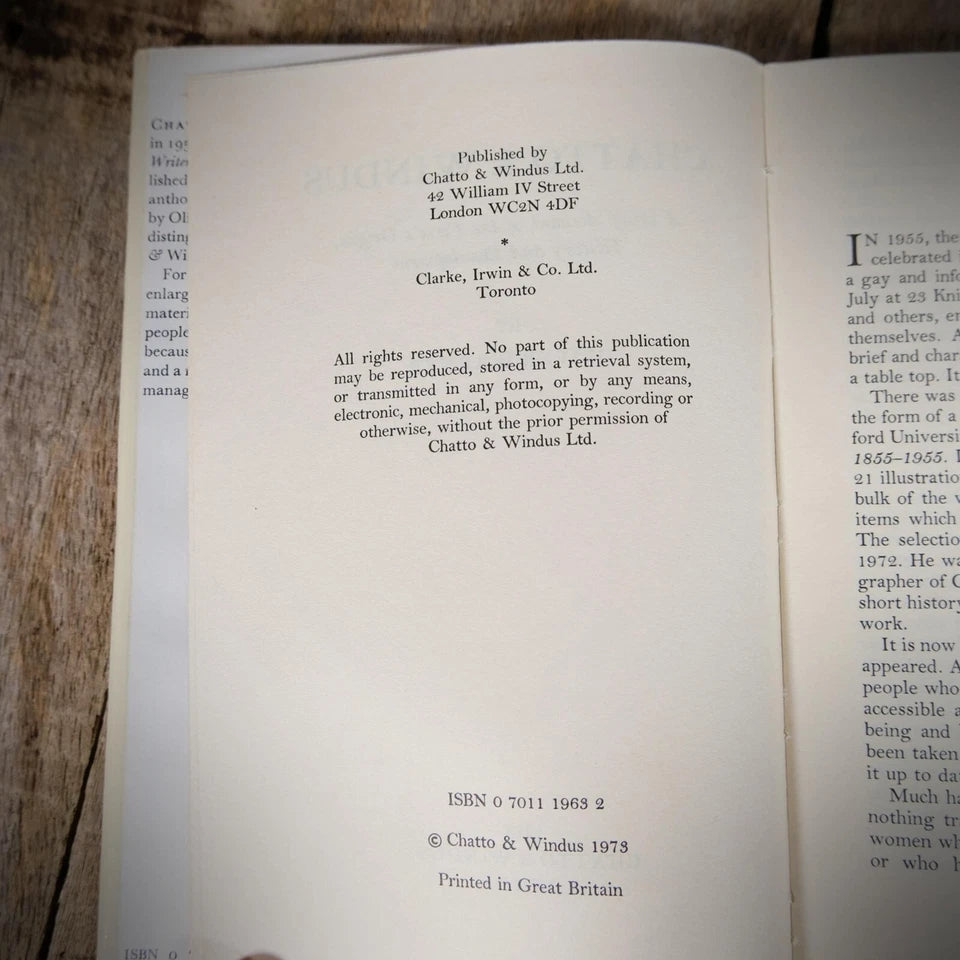 Chatto & Windus Book Publisher History, Oliver Warner, 1973 Hardcover