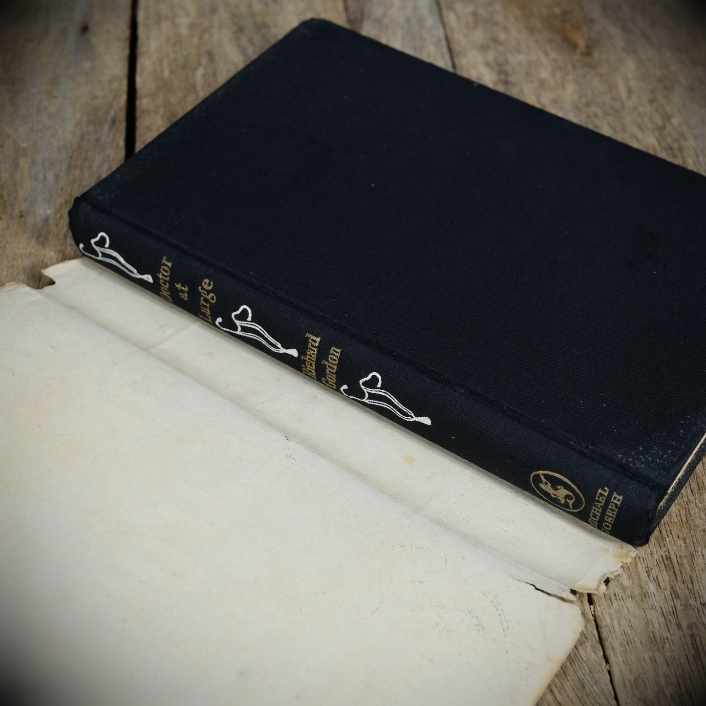 Doctor at Large, Richard Gordon, 1955 1st Edition Hardcover