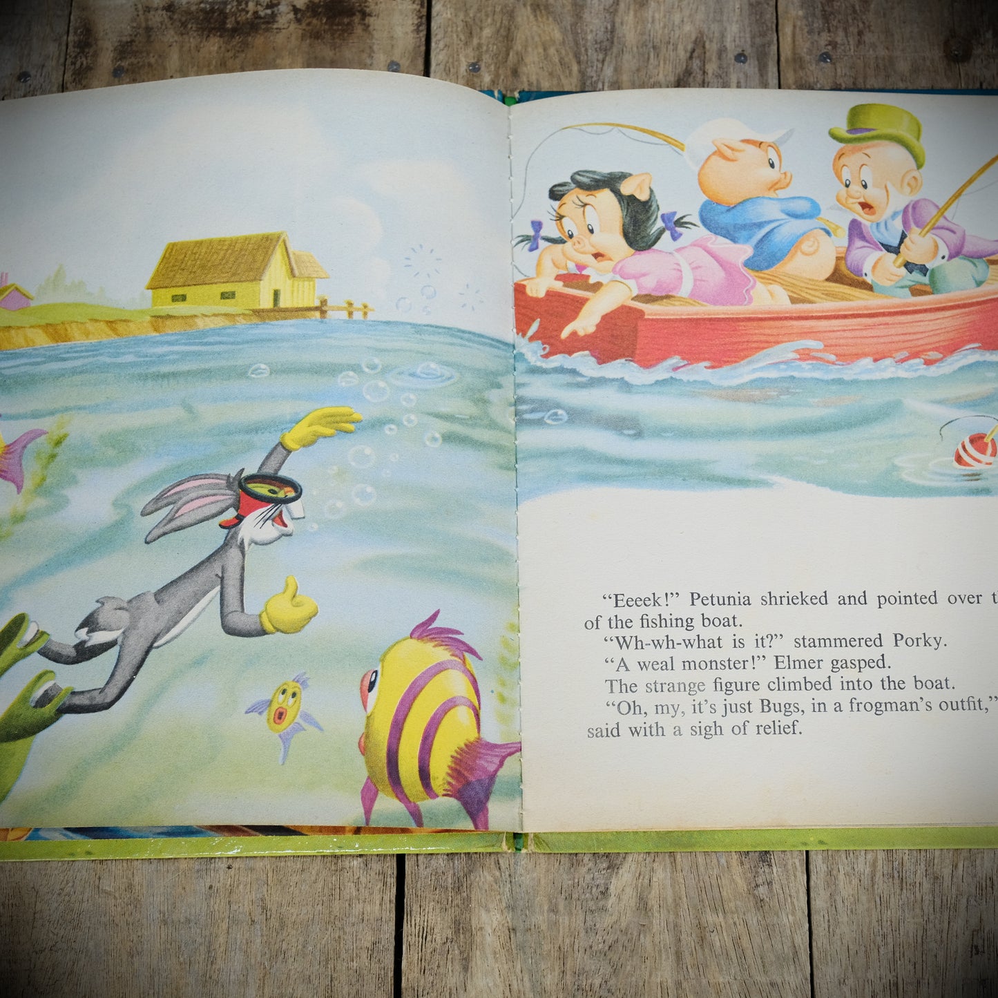 Bugs Bunny in Something Fishy, 1965/Vintage Hardcover Warner Bros Book
