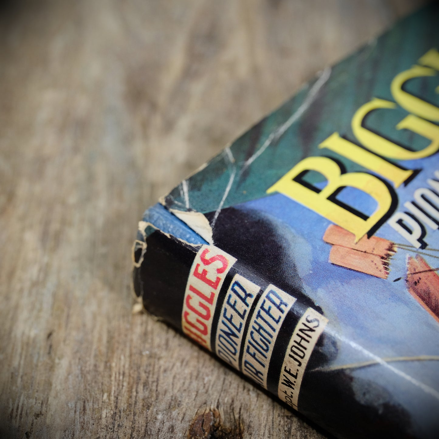 Biggles Pioneer Air Fighter, W E Johns, Deans Mid Century Undated Hardcover