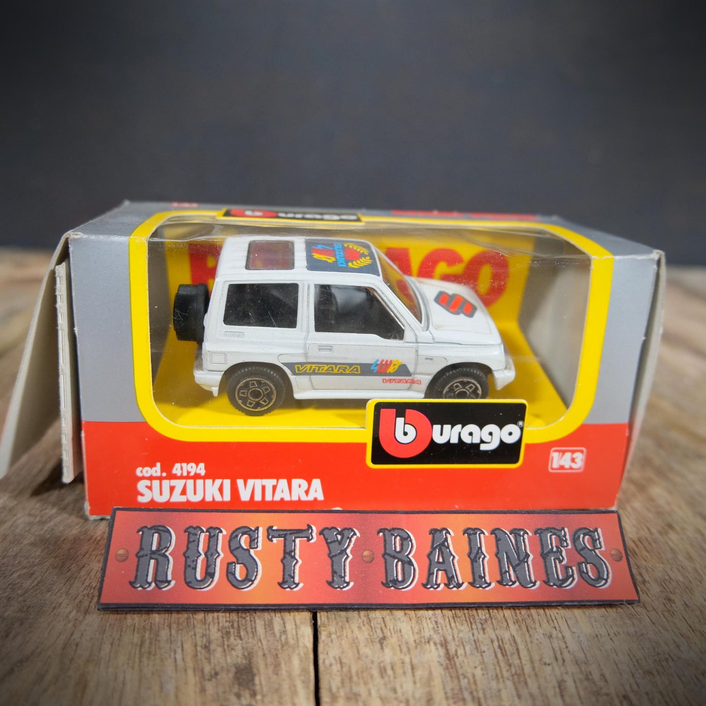 Bburago Suzuki Vitara SWB, 1/43 Scale, Boxed