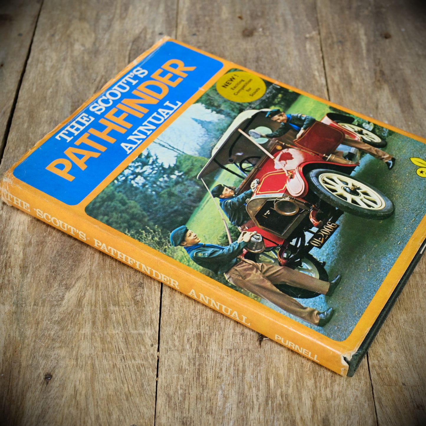 The Scout's Pathfinder Annual for 1972, BBC 1971 Hardcover, Vintage Car Cover