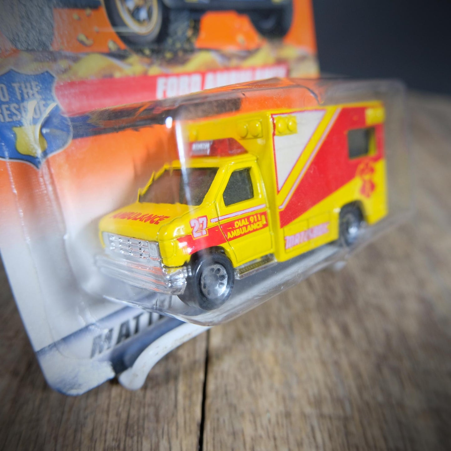 Matchbox Ford Ambulance, 911 USA, Carded, 1997