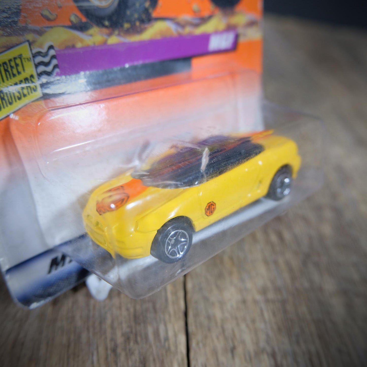 Matchbox MG MGF, Yellow Carded, 1997