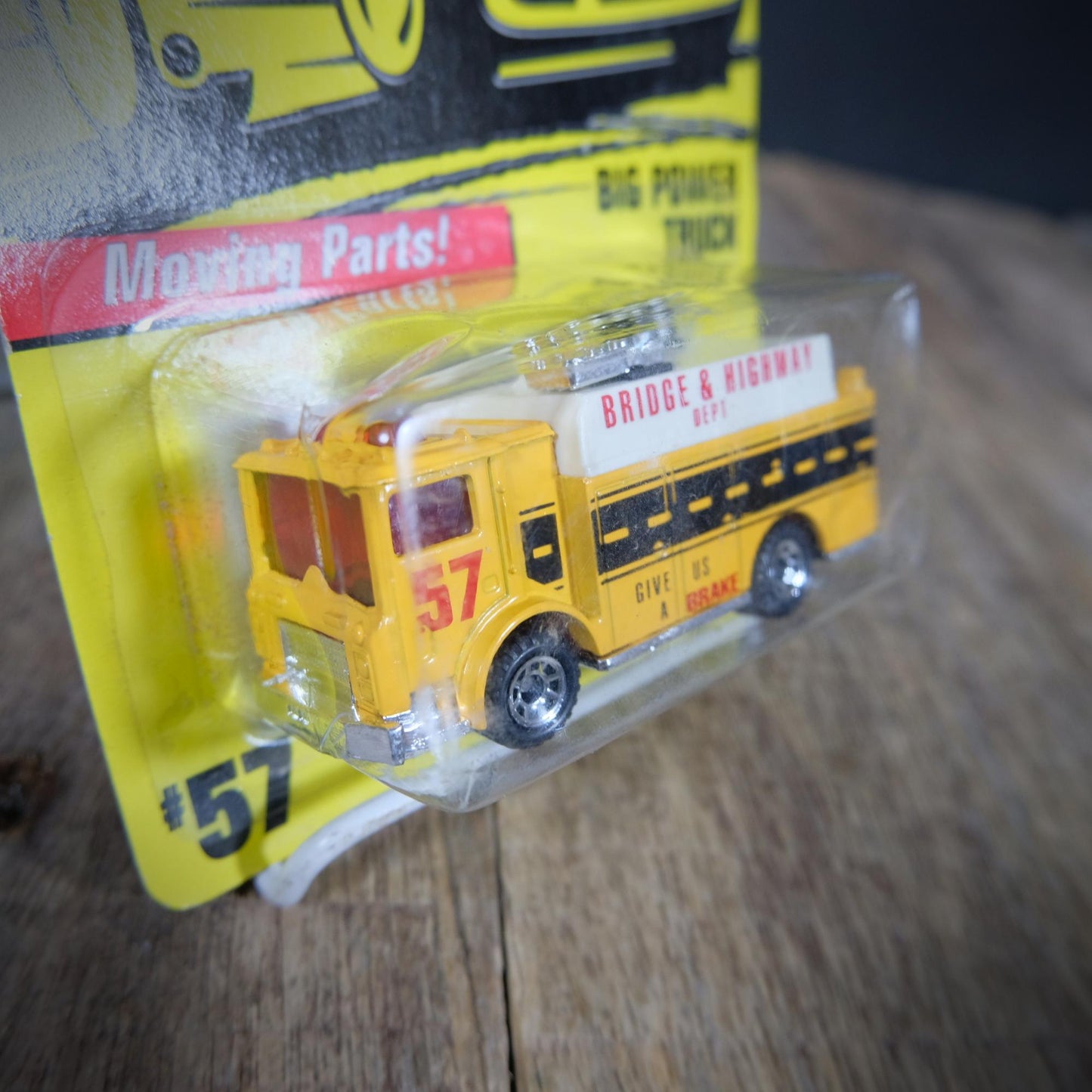 Matchbox Big Power Truck Bridge & Highway Department, Carded, 1996