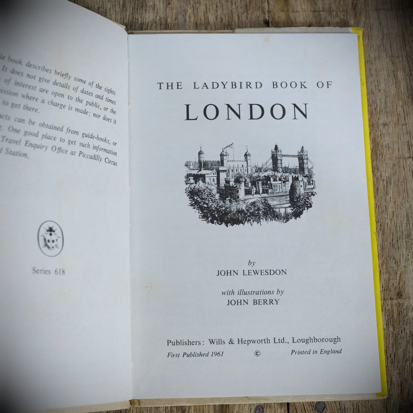 Vintage Ladybird Book, London, 2'6 Issue, Matt, Hardcover, Dustwrapper