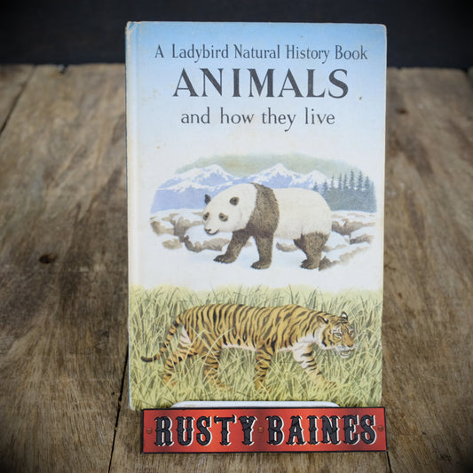 Vintage Ladybird Book, Natural History, Animals and How They Live, 2'6 Issue, Matt, Hardcover