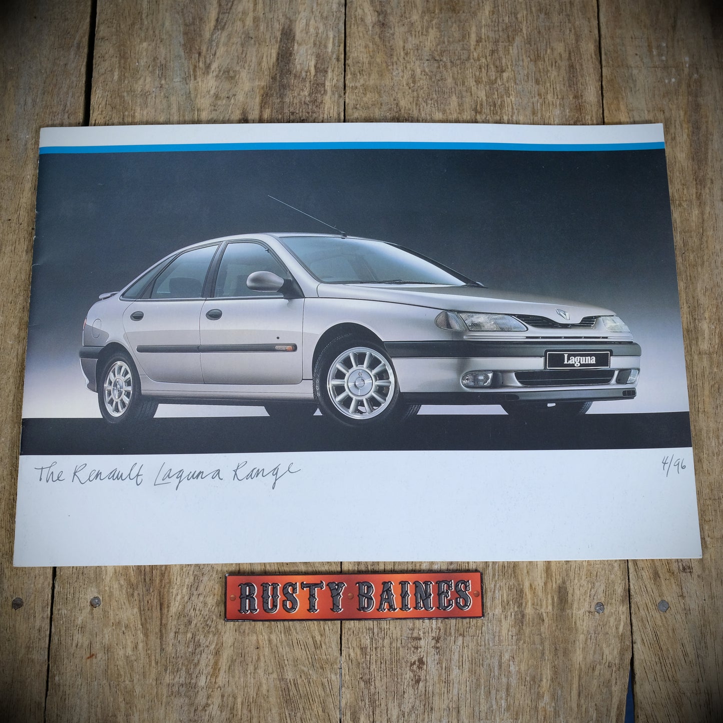 Car Sales Brochure Renault Laguna 1996 Saloon & Hatchback