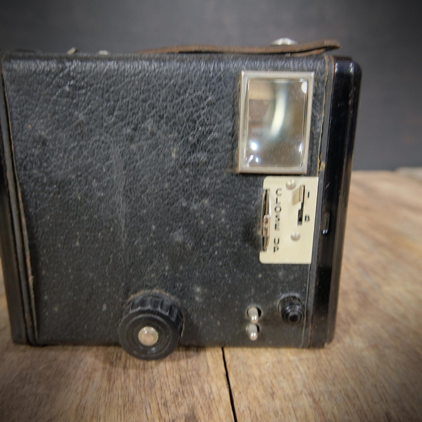 Vintage Kodak Six-20 Model D Box Camera, 120 Film