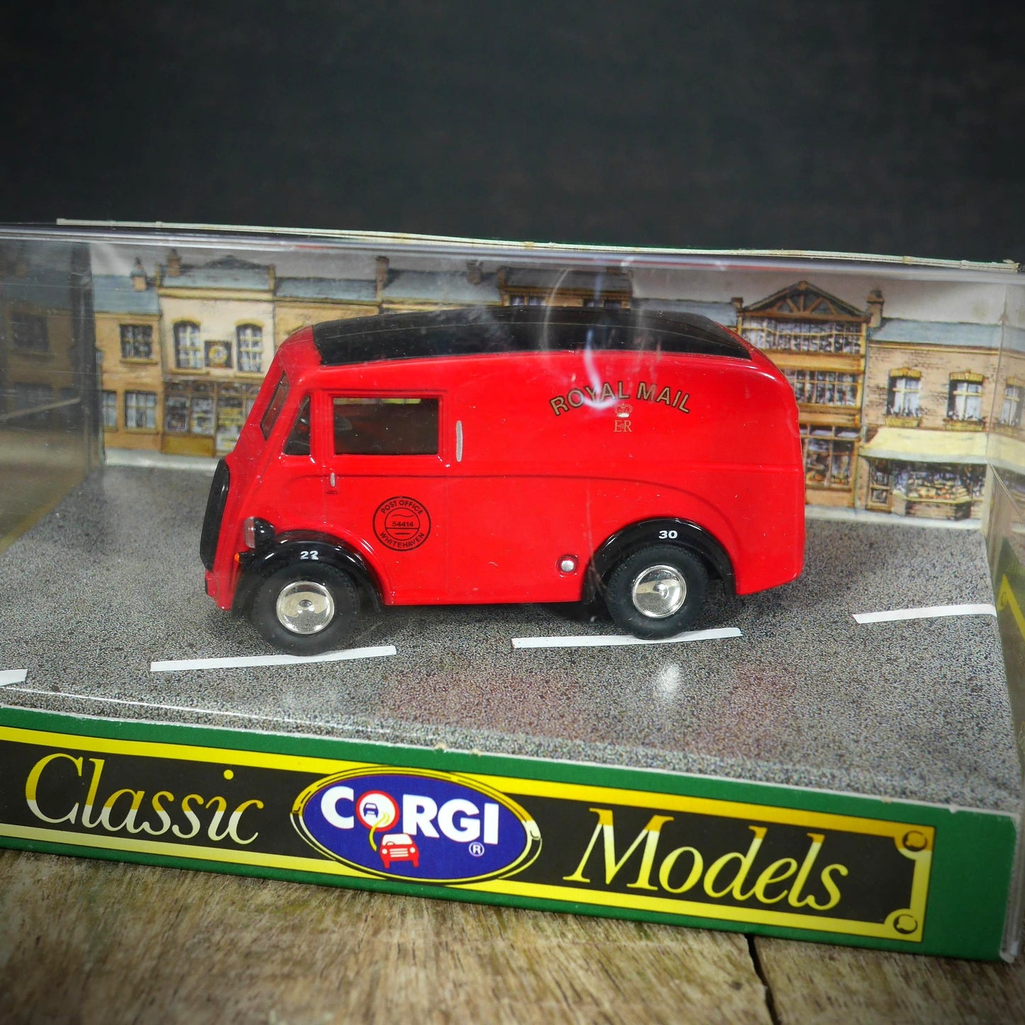 Corgi Royal Mail Diecasts in Boxes, Cameo Vintage Vans & Morris J