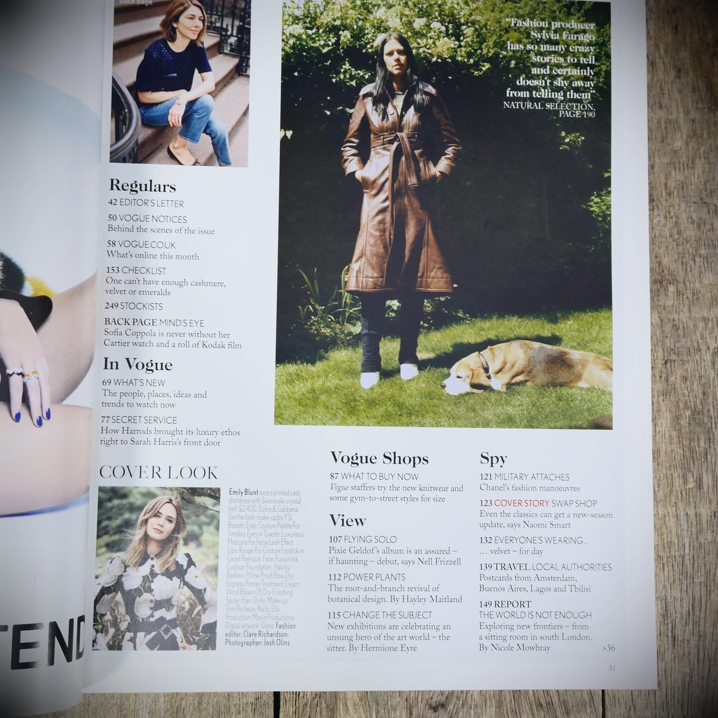 Vogue Magazine UK Back Issue, November 2016 Emily Blunt