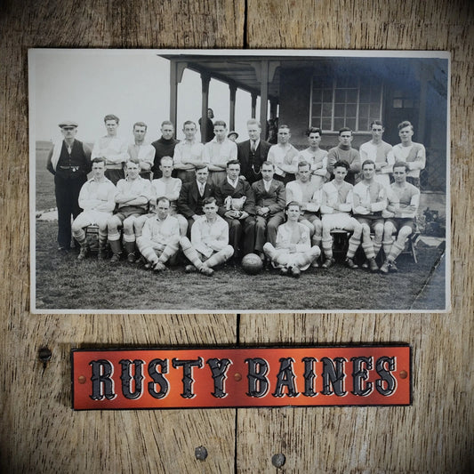 Postcard, Minerva FC Football Team 1934/1935, London? Real Photo