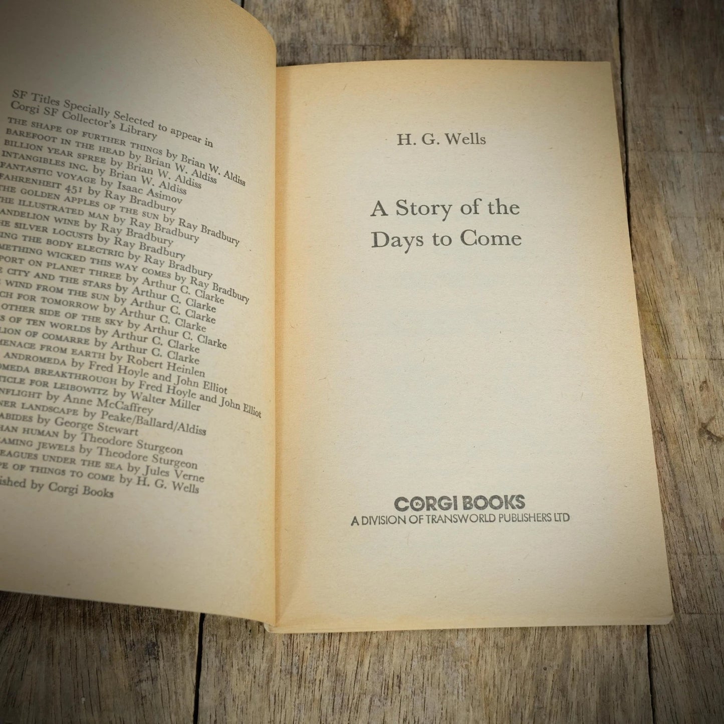 Vintage Sci-Fi Paperback, The Story of the Days to Come, H G Wells, 1976 Corgi