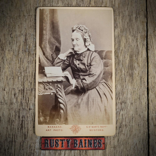 Carte de Visite (CDV) Portrait of Victorian Mature Lady, Dress, Fashion, Book, Barnard, Bedford