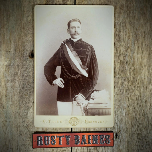 Cabinet Card Victorian Photo, Portrait of German Soldier, Carl Thies Hannover