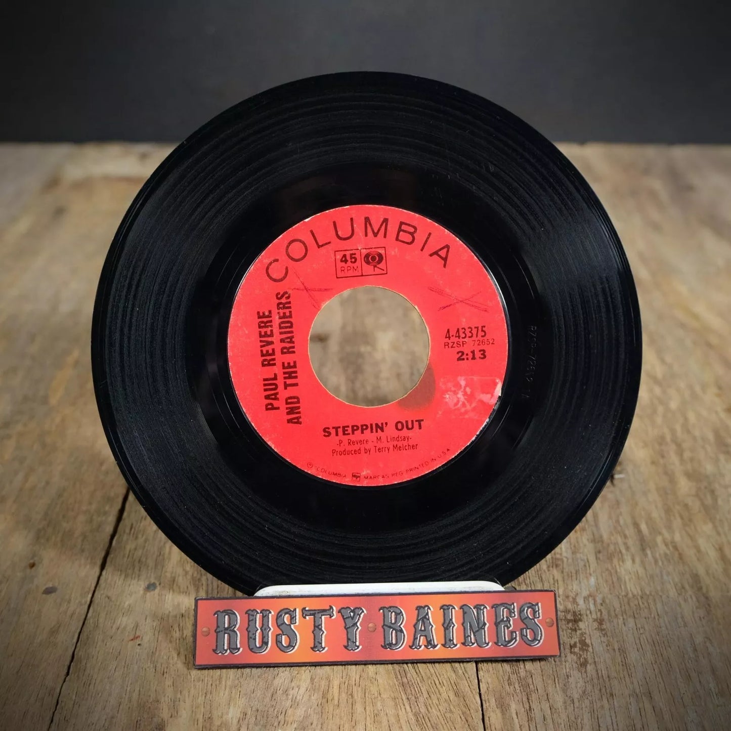 Record 7" Single, Paul Revere and the Raiders, Steppin Out/Blue Fox