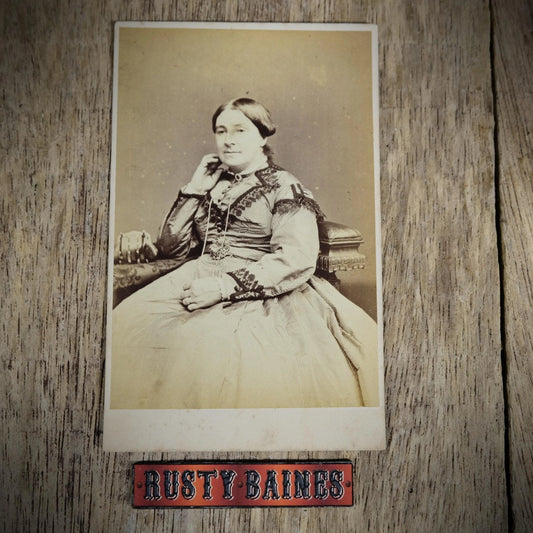 Carte de Visite (CDV) Portrait of Victorian Lady, Dress, Fashion, London Stereoscopic Co